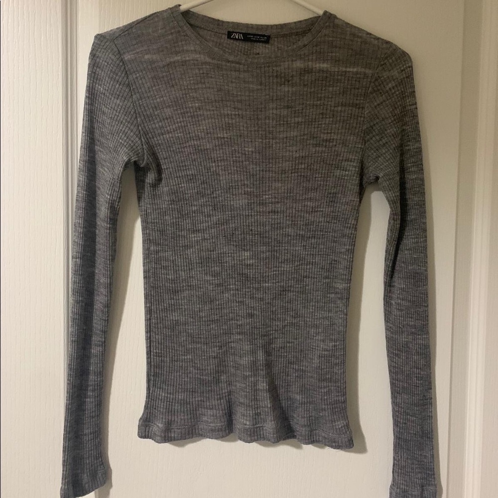 Zara Ribbed Tee M